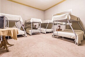 Capital Plaza Hotel