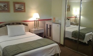 Hotel-Monti