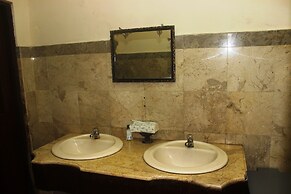 Lakeview Eco Lodge