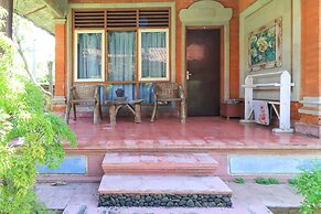 Mertha Jati Hotel & Bungalow