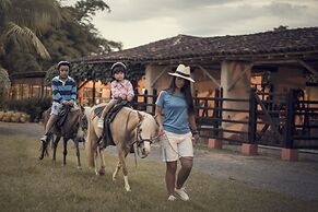 Decameron Las Heliconias