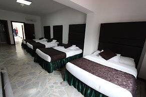 Hotel San Fernando Real
