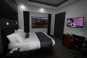 Hotel San Fernando Real