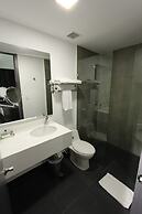 Hotel San Fernando Real