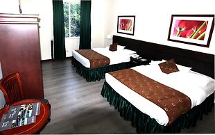 Hotel San Fernando Real