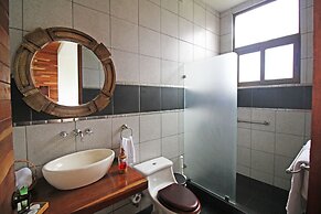 Altura Hotel