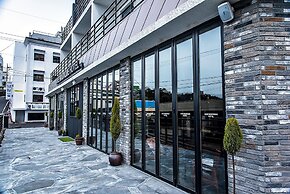 Nine Boutique Hotel