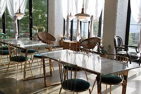 Nine Boutique Hotel