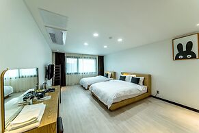 Nine Boutique Hotel