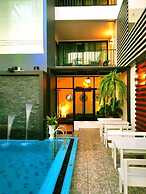 Beach Gallery House