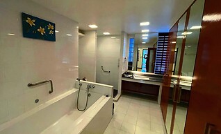 Beach Gallery House