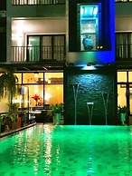 Beach Gallery House