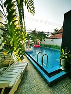 Beach Gallery House