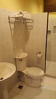 Dumaguete Royal Suite Inn