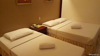 Dumaguete Royal Suite Inn