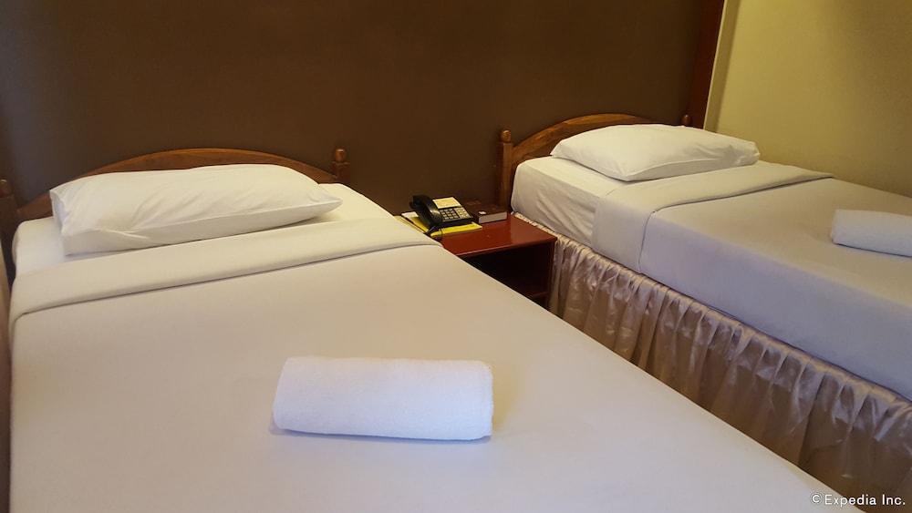 Dumaguete Royal Suite Inn