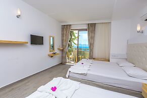 Defne Hotel