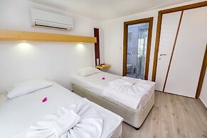 Defne Hotel