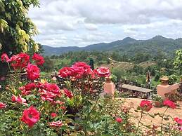PhuMorkDao Resort