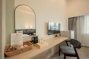 The Krungkasem Srikrung Hotel
