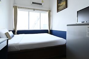 The Krungkasem Srikrung Hotel