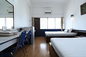 The Krungkasem Srikrung Hotel