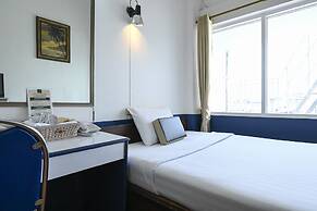 The Krungkasem Srikrung Hotel