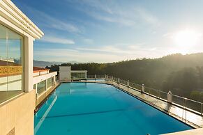 The Grand Kandyan