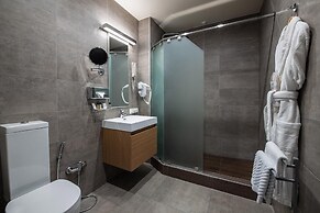 Opera Suite Hotel