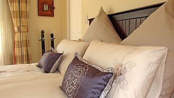 Somerset Sights Bed and Breakfast