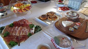Somerset Sights Bed and Breakfast