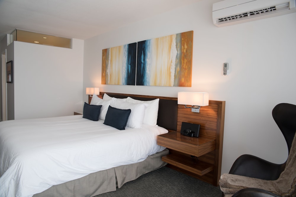 Qualicum Beach Inn