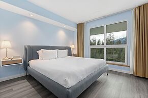 Le Chamois by Whistler Premier