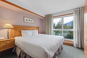 Le Chamois by Whistler Premier