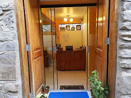 Kamma Guest House