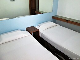 G-Galyx InnHotel