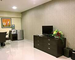 Bamboo Inn Hotel & Cafe