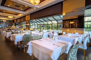 Cettia Beach Resort - Adults Only