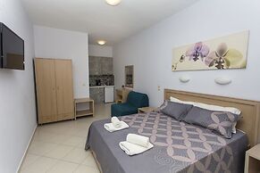 Hotel Loukas Vrachos