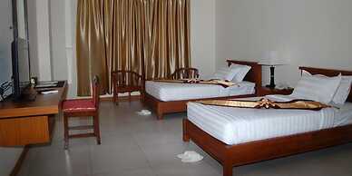 Man Myanmar Hotel