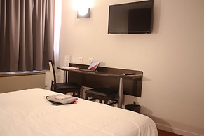 Hôtel Orly Superior