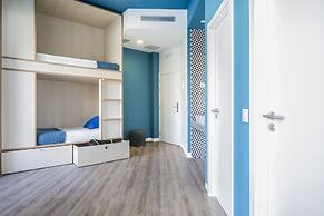 Mola Hostel