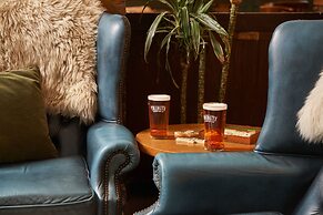 Rashleigh Arms