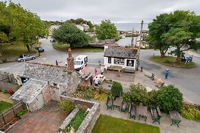Rashleigh Arms