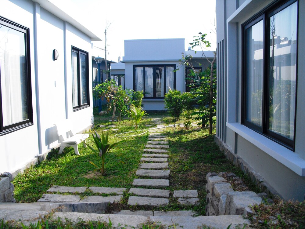 Van Nguyen Minihouse