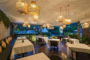 Baan Bandalay Hotel