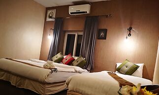 Phonethip Plaza Hotel