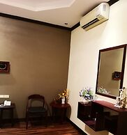 Phonethip Plaza Hotel