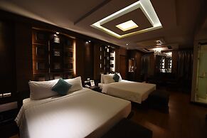 FRESH INN HOTEL