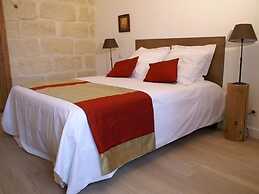 La Maison Rouge D'uzes